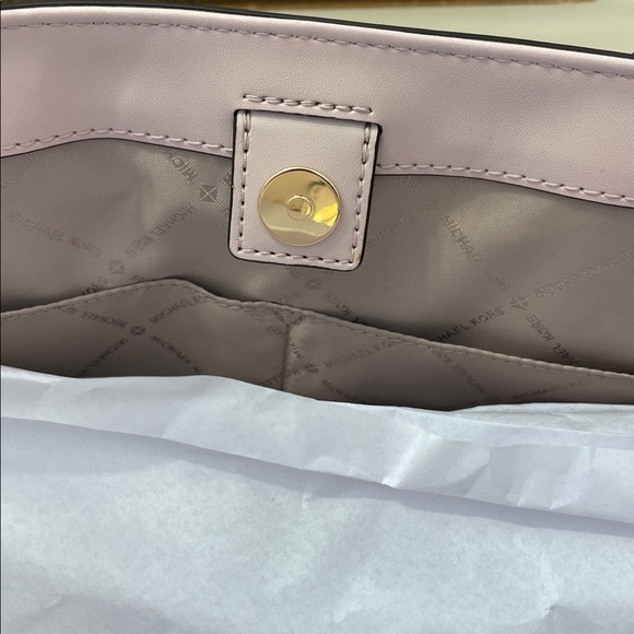 Michael Kors Woven Pink and Cream Tote NWOT - Picture 4 of 4